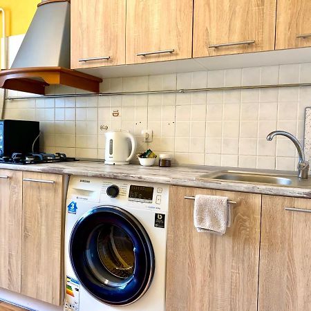 Apartpoltava Центр Полтави, Простора Та Зручна Квартира Біля Пует, 2-Окремі Кімнати, Звітна Документація Для Відрядження Buitenkant foto
